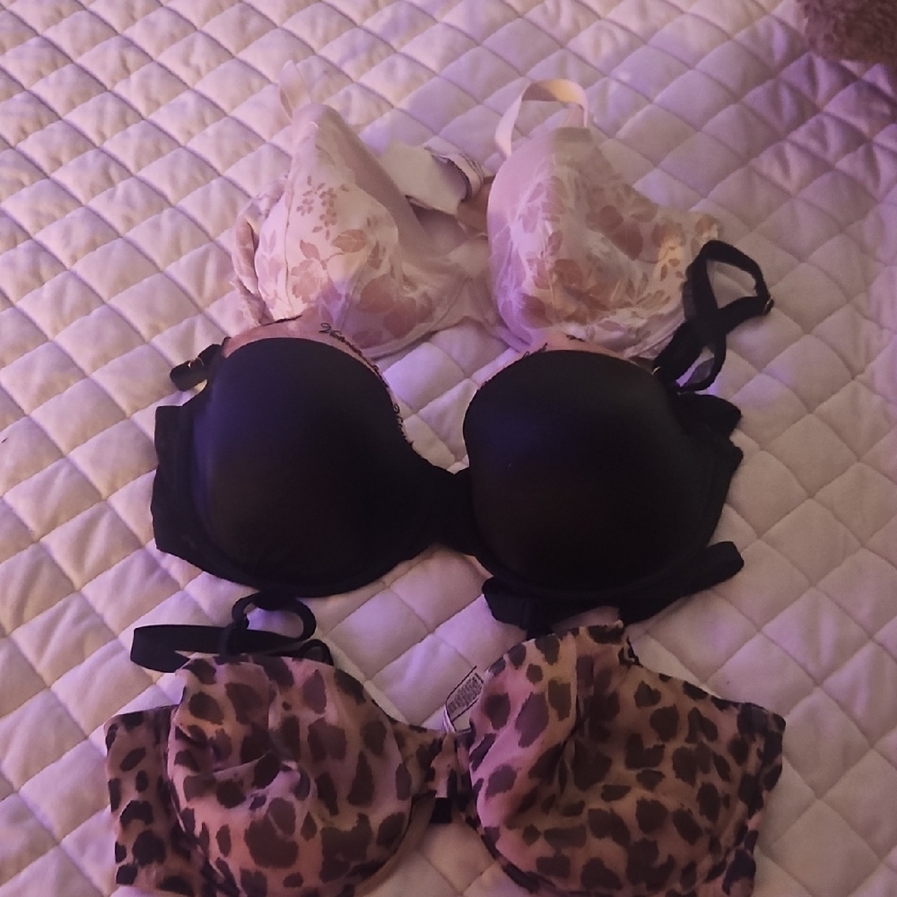Victoria's Secret Black and Leopard Print Bra Trio Lightly Lined